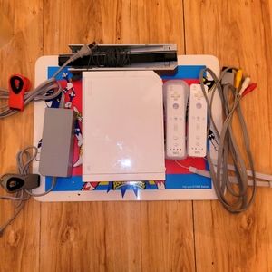 Nintendo Wii Console Bundle  RVL-001 w/ Controller, Motion Plus, Disney Infinity